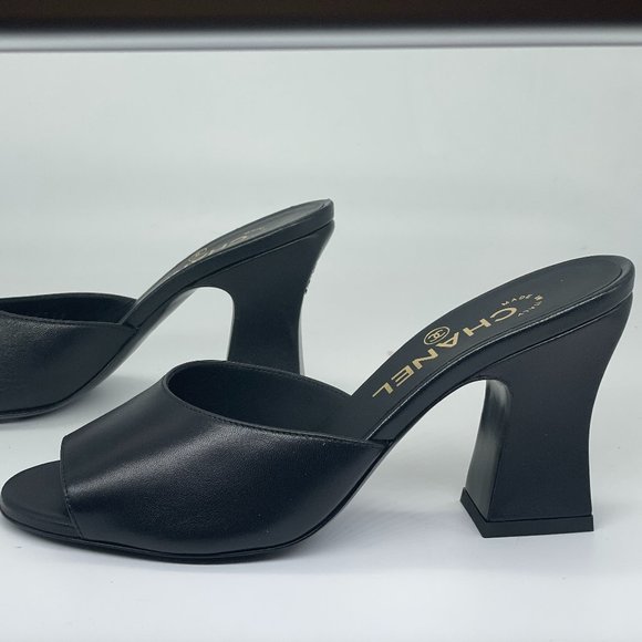 CHANEL 21B Leather Open Toe CC Curved Heels Mules Sandals Slides Shoes - Picture 8 of 16